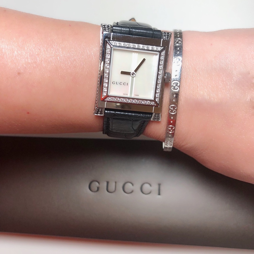 GUCCI DIAMOND WATCH 30mm NWT